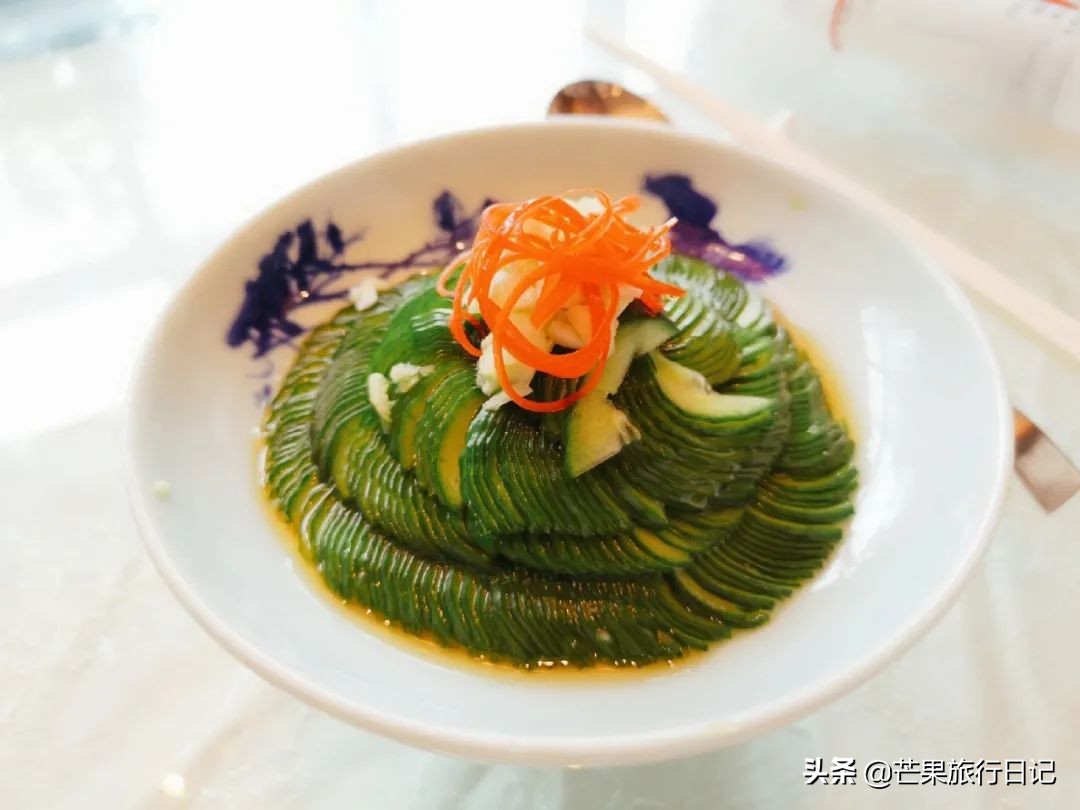 扬州不愧为世界美食之都，吃了一圈让人眼界大开，很多菜都没见过