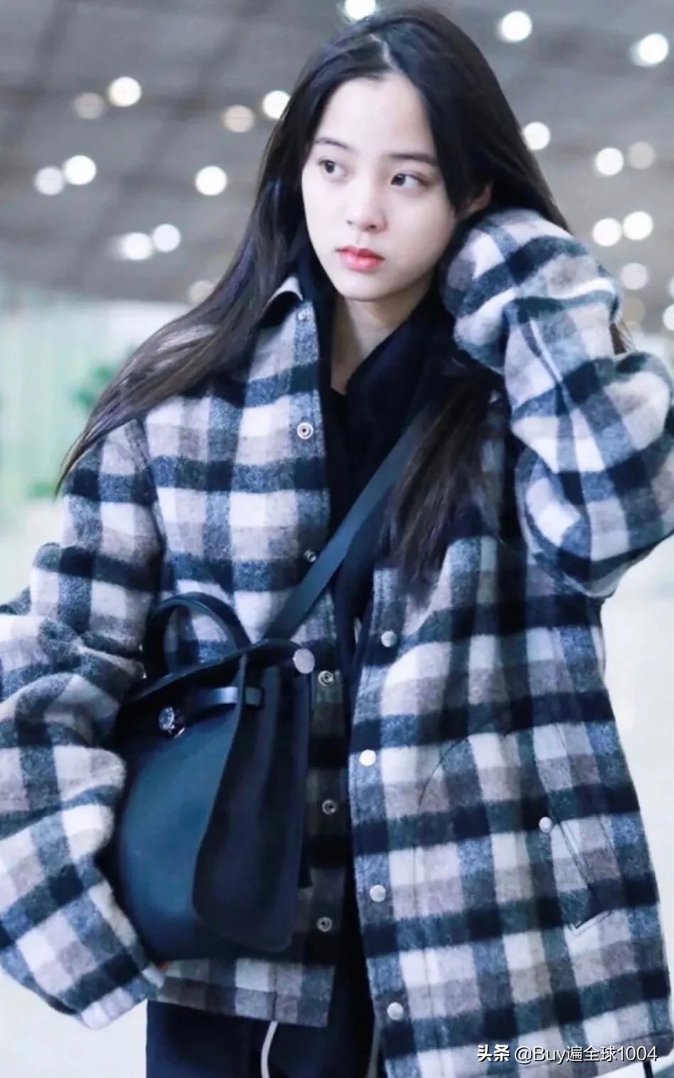 欧阳娜娜的早期写真,欧阳娜娜写真惹争议照片