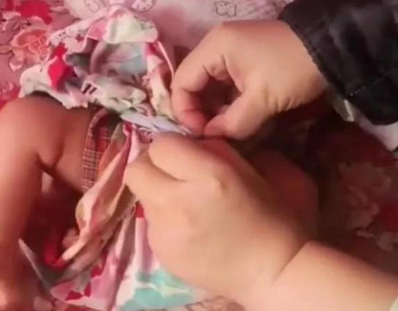 用家里常用的材料自制儿童纸尿裤,8090年代小孩自制纸尿裤