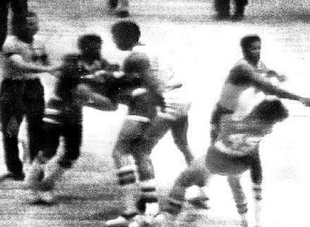 nba历史上最严重的受伤事件,nba史上五大最惨受伤