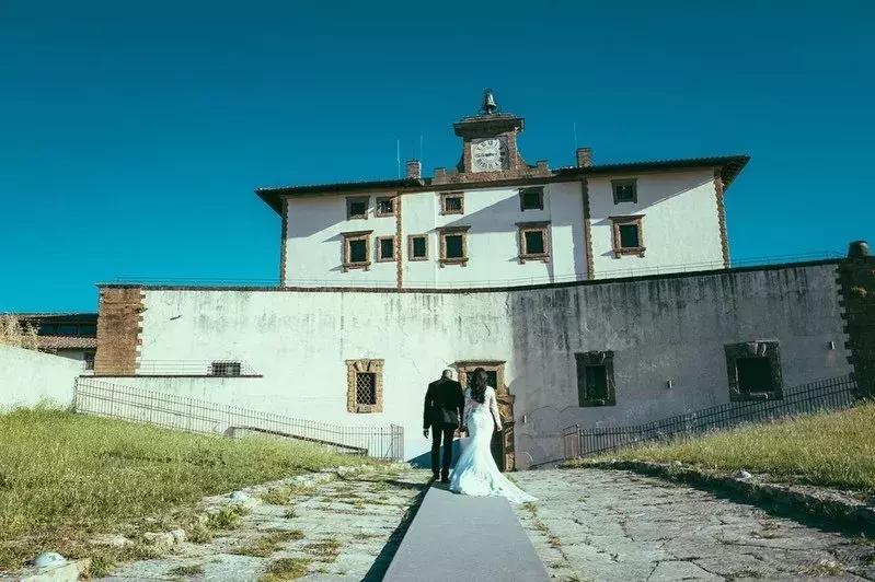 才华横溢的女人是什么样子,真正聪明有才华的女人