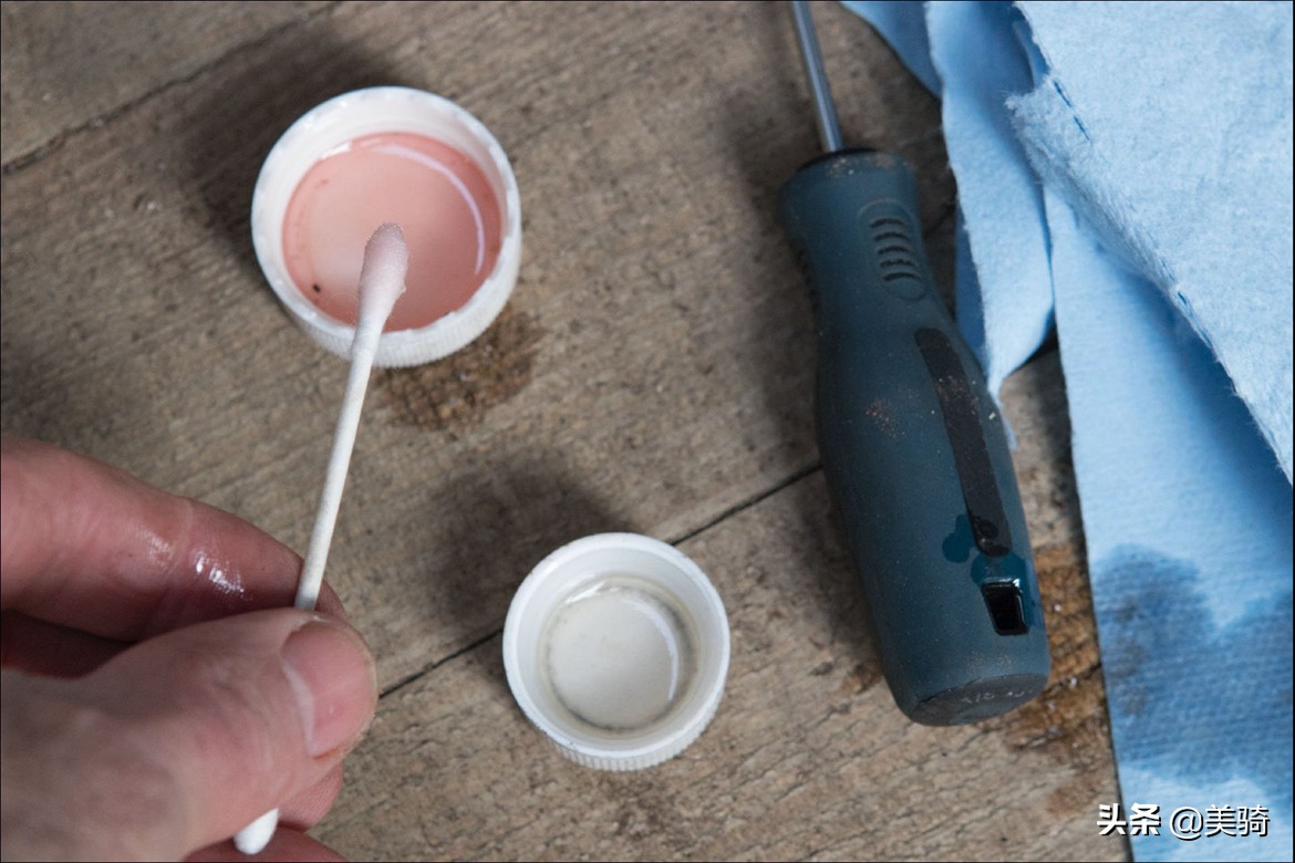 清洁油压碟刹活塞和卡钳,如何清洁碟刹盘