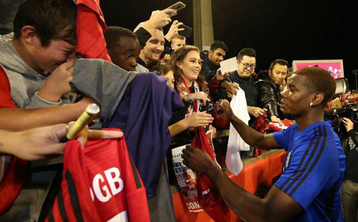 曼联成绩差为何商业价值仍超高,曼联成绩不佳穆帅遭质疑