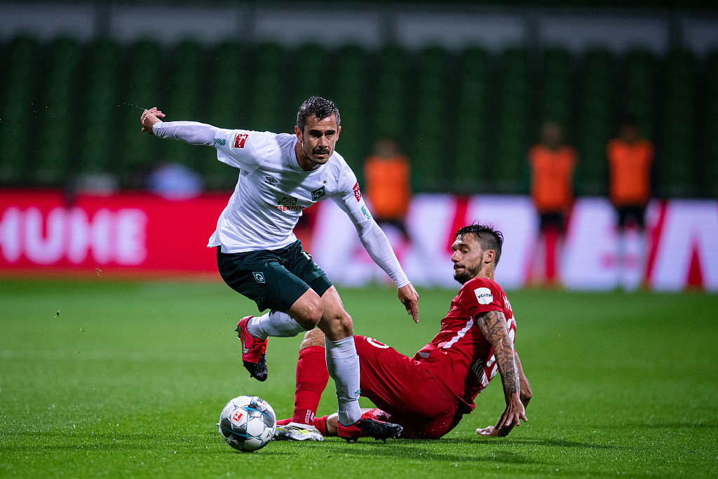 海登海姆升入德甲第一时间,德甲斯图加特对海登海姆