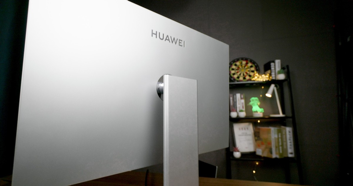 华为显示屏mateview办公测评,华为显示器mateview有线对比无线