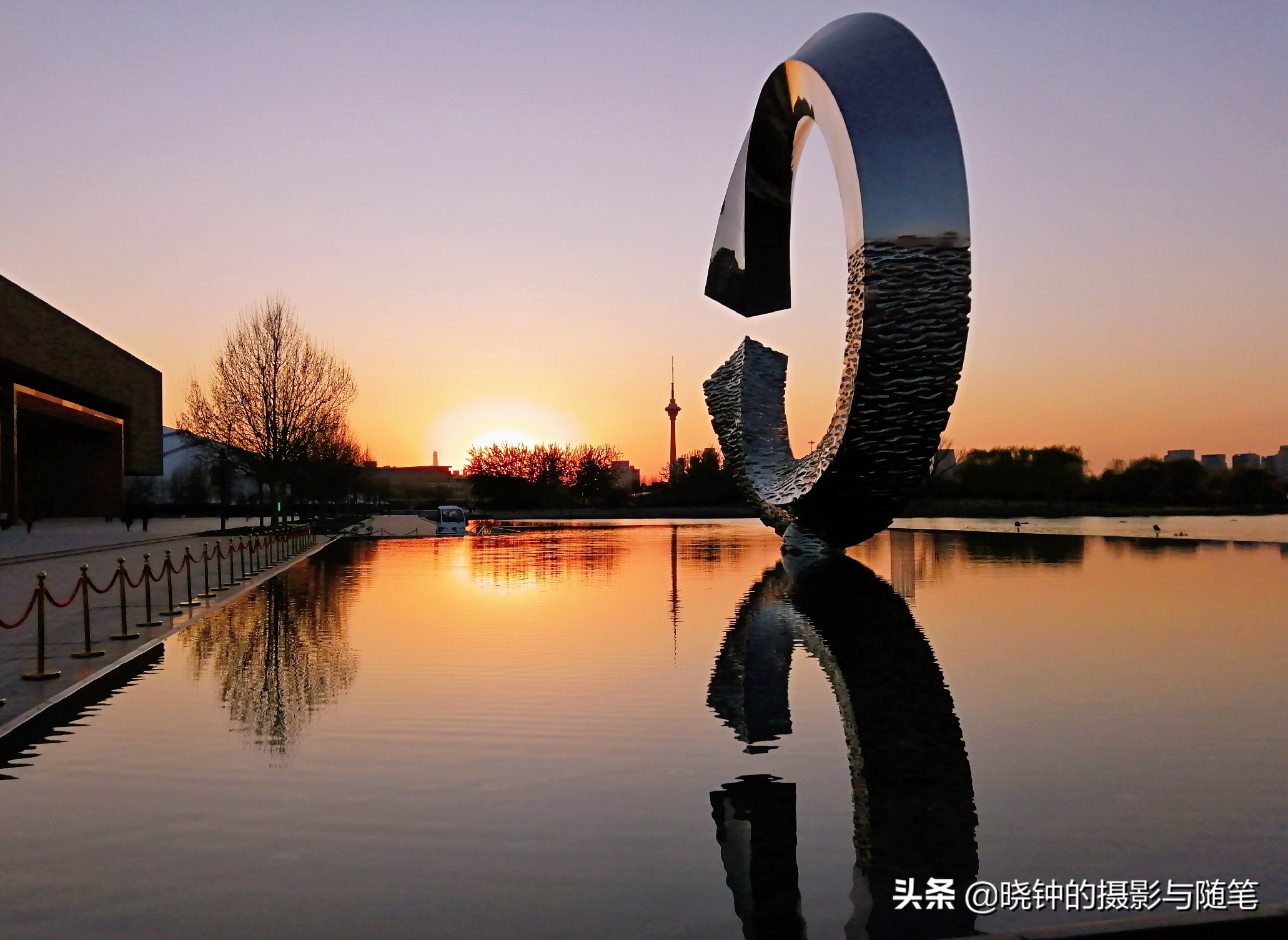 姹紫嫣红的天津文化中心，让人感受到这座城市的文化氛围与格调