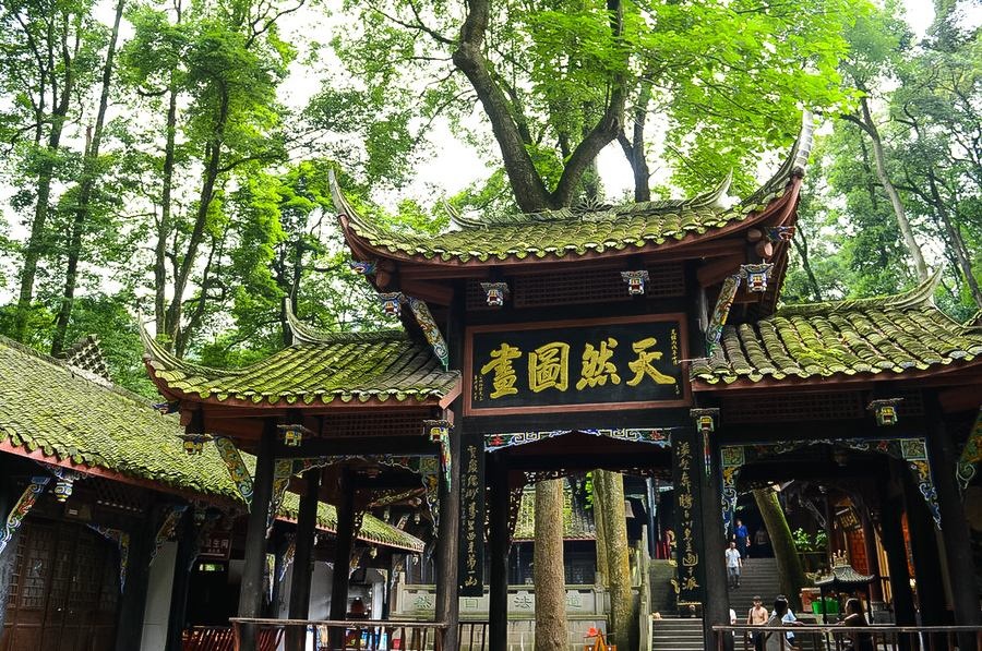 四川哪些地方值得打卡旅游,四川哪里的旅游最具有特色