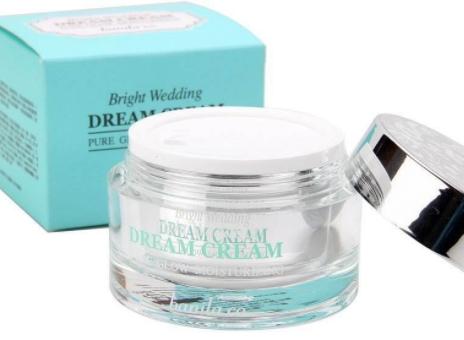 什么牌子素颜霜美白保湿效果好用,哪个牌子素颜霜好用保湿效果好