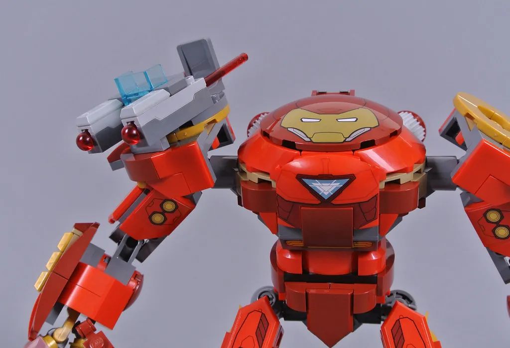 钢铁侠最喜欢的版本 (钢铁侠系列最好玩的一部)