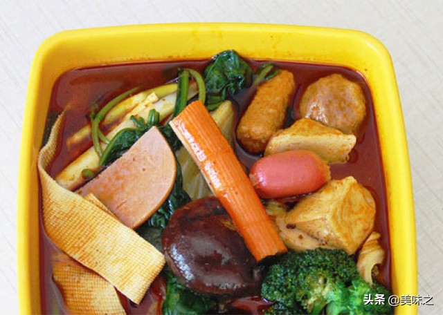 麻辣烫好吃的自制菜品,在家轻松做出健康美味的麻辣烫