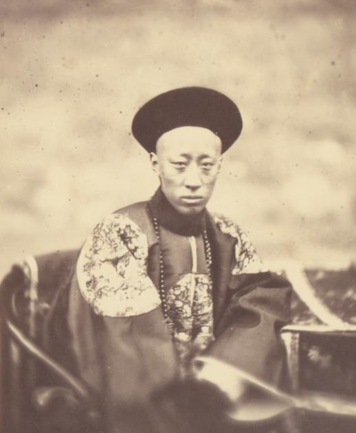 清末成立的总理衙门，其地位如何，又兼有哪些职能？