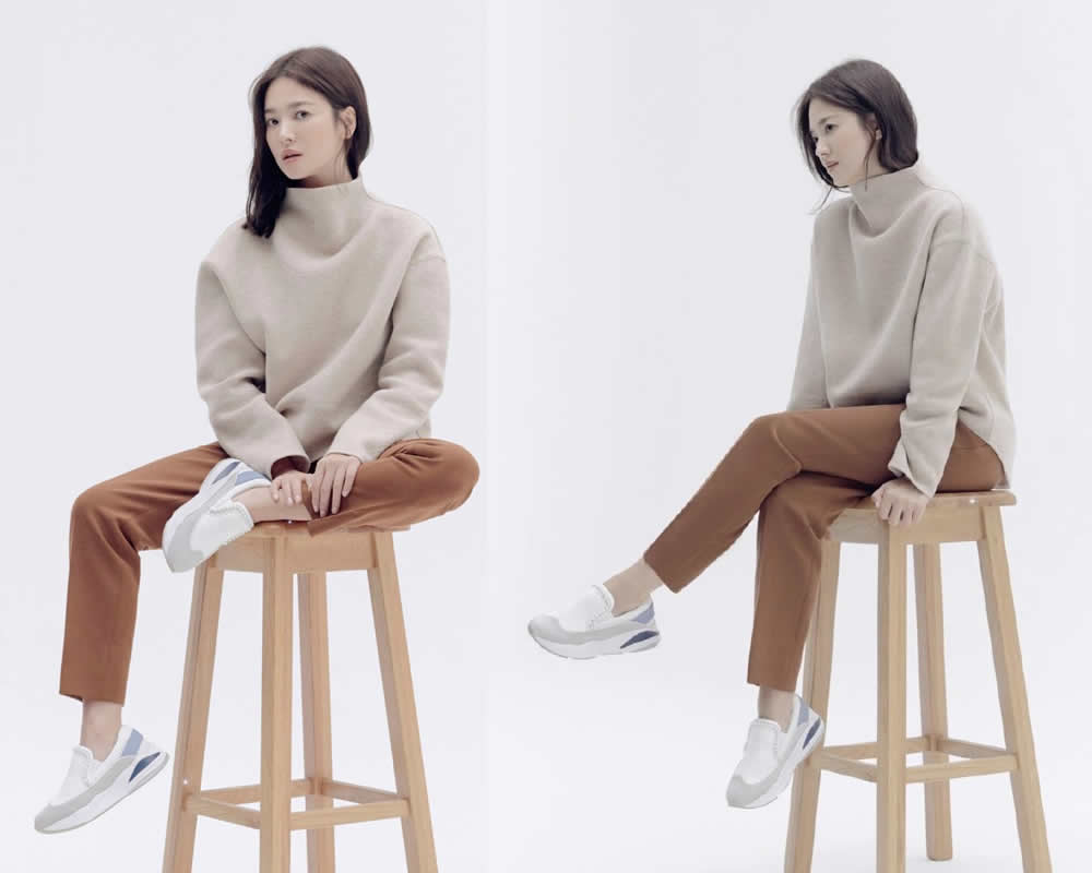 宋慧乔高领毛衣配大衣,宋慧乔千鸟格外套