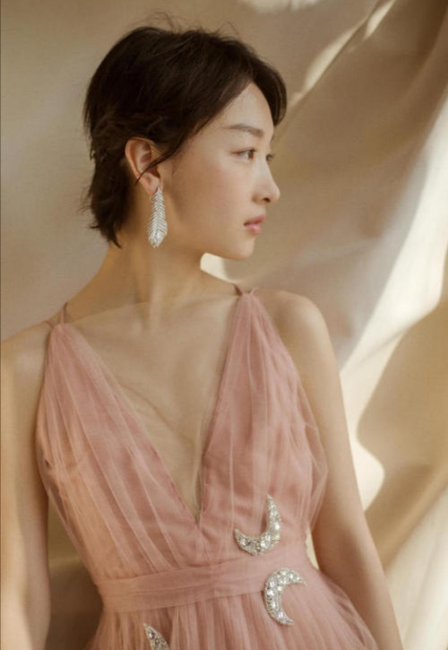 什么发型好看又洋气丸子头,今年流行的发型丸子头