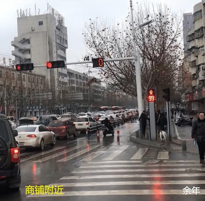 安徽阜阳一房东火了,“生意赔了房租全免”,“良心的较量”