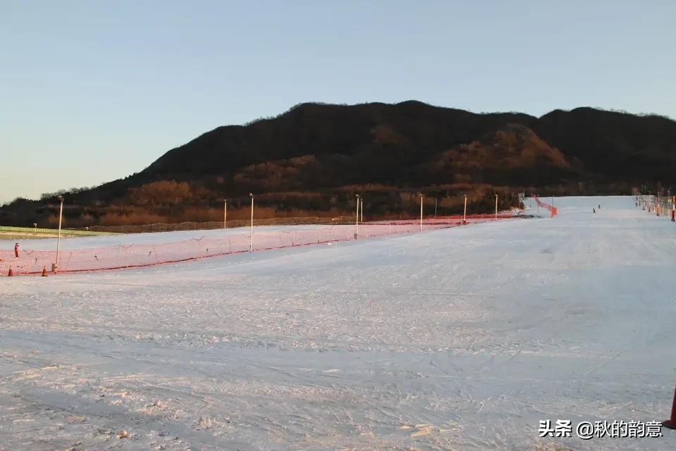 有滑雪场的旅游景点,北京狂飙乐园