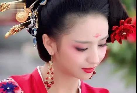 可能只有中国女生自己不知道，中国美，才是真的美