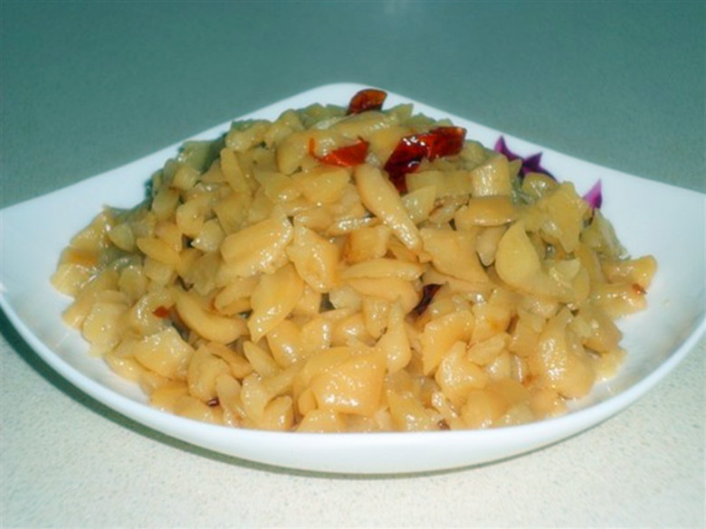 好吃的萝卜干咸菜制作方法,萝卜干怎样腌制好吃存放长久不坏