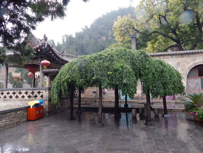 吕梁离石安国寺的历史,离石安国寺的历史