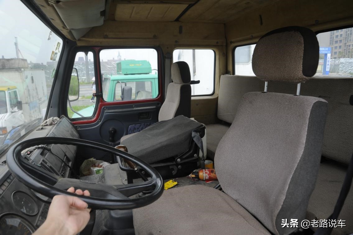 重庆铁马6x6军用车多少马力,重庆铁马6x6军用越野车