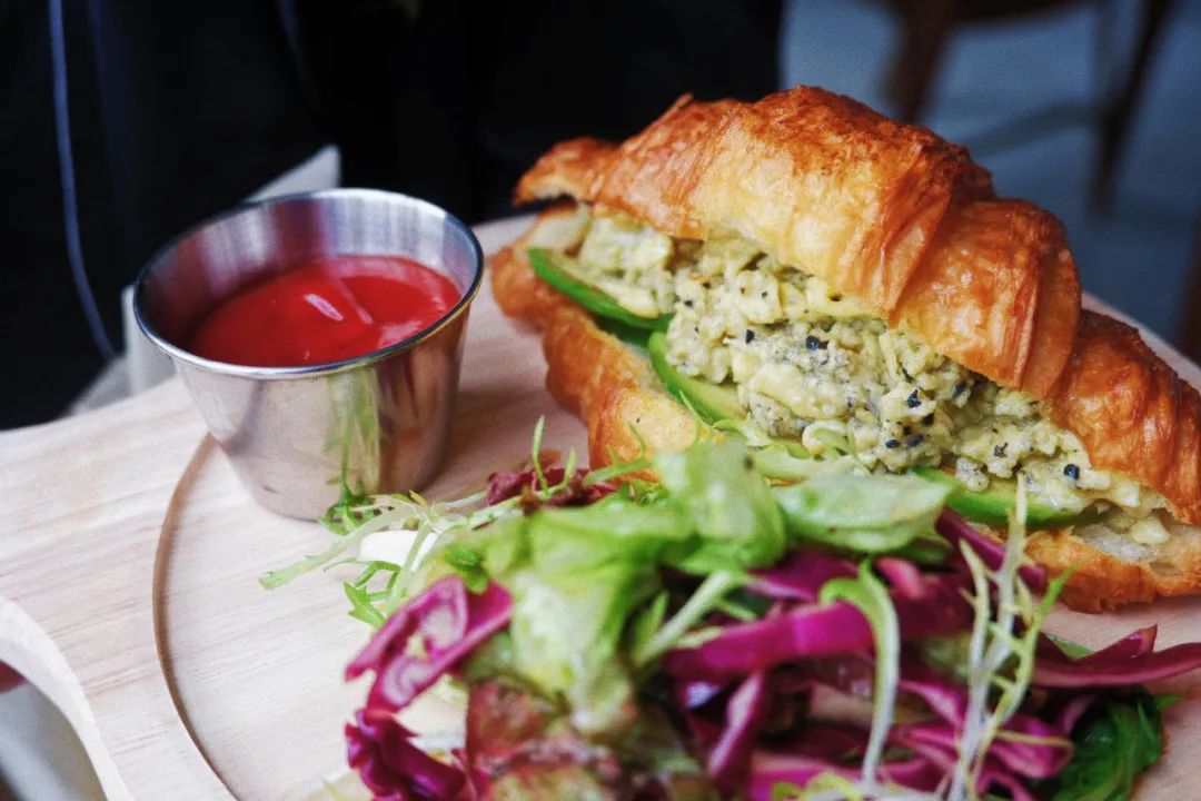 如果你热爱大海,如果你热爱生活那么请热爱大海