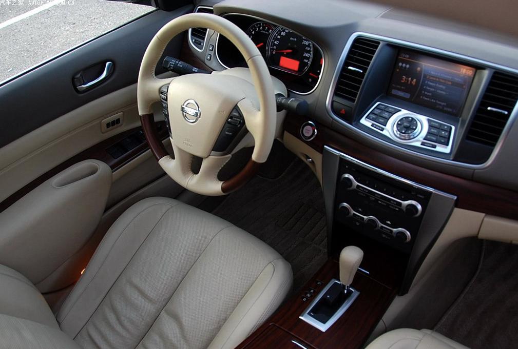 每天推荐好车新款日产天籁,每天一款全新车