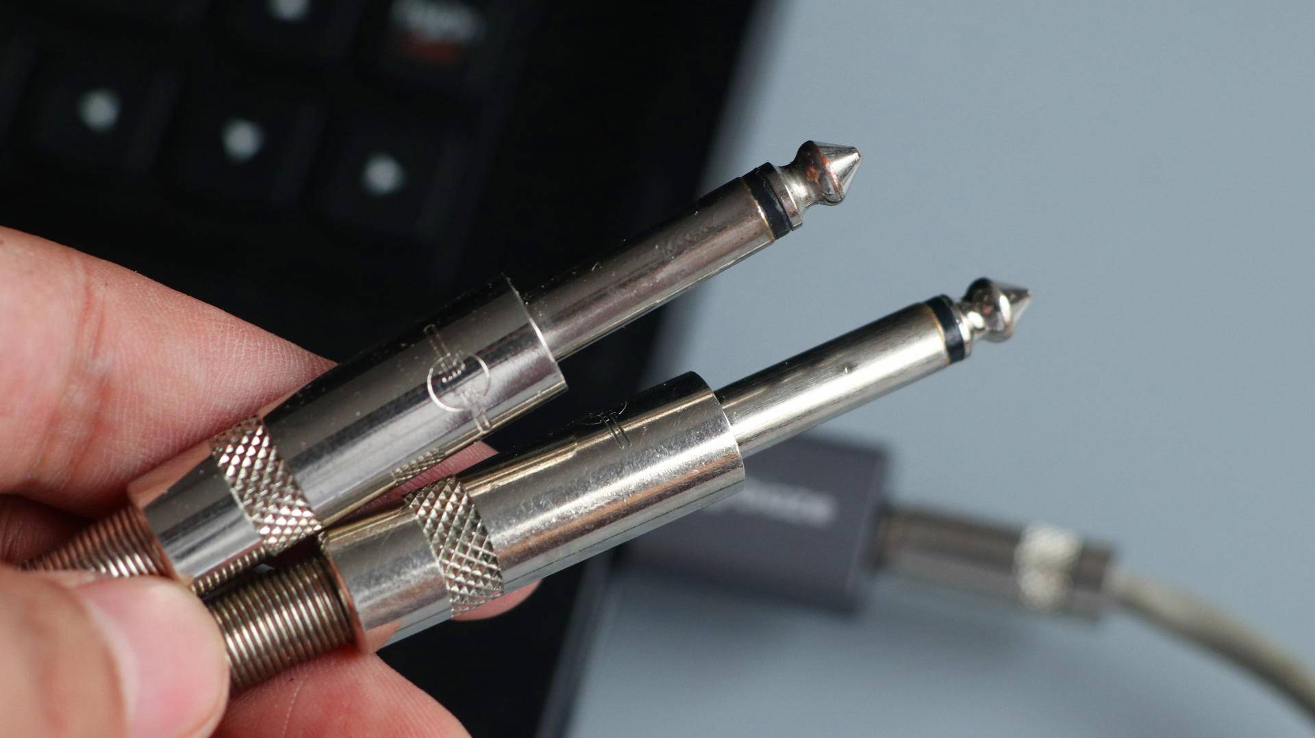 这款转换器太牛了!便宜的价格却能够外接调音台?