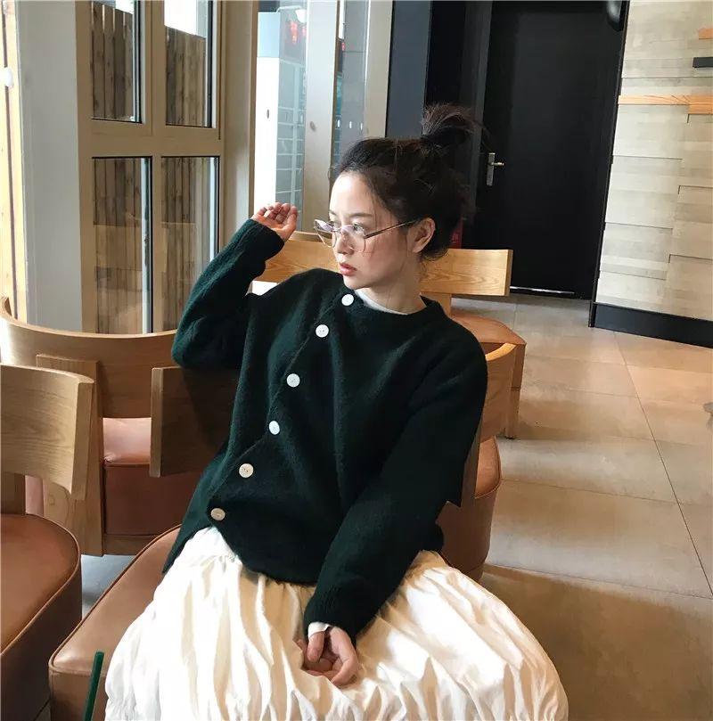 厌倦了红黄棕不妨来款高级感发色,厌倦了高级黑白灰