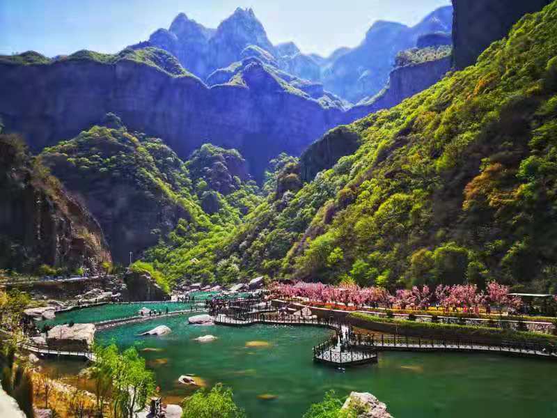 从山上看宝泉风景区抖音,河南宝泉旅游风景区游览视频