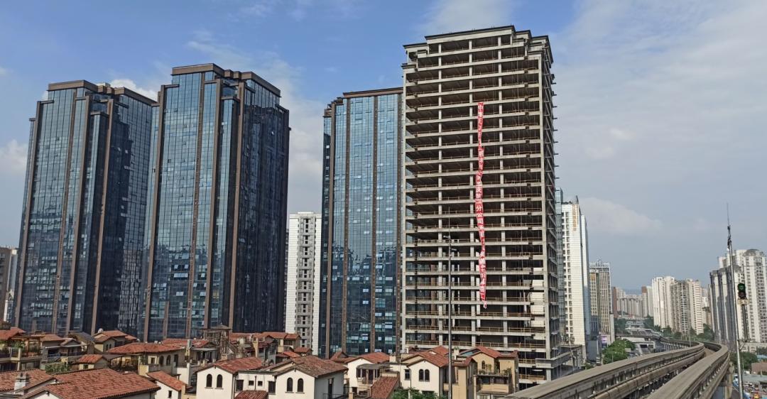 被56万压垮,重庆力帆帝国即将破产?昔日超级豪宅沦为鬼楼?