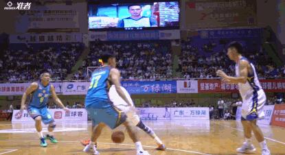 他靠一招就能制霸广东球场！曾瘦小不能进校队，今成河源3年球王