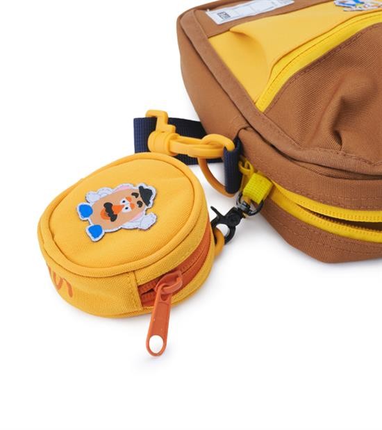 玩具总动员霸王龙大战三角龙,玩具总动员里的抱抱龙图片