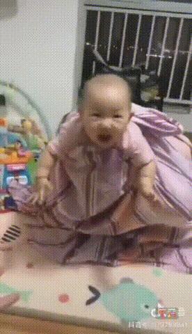 模仿不倒翁姐姐的小朋友视频,网红不倒翁姐姐原视频