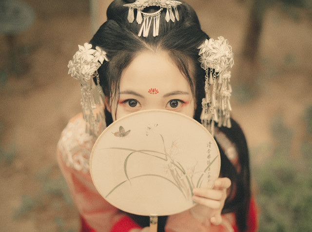 苟、操、丑，这些姓是怎么来的？