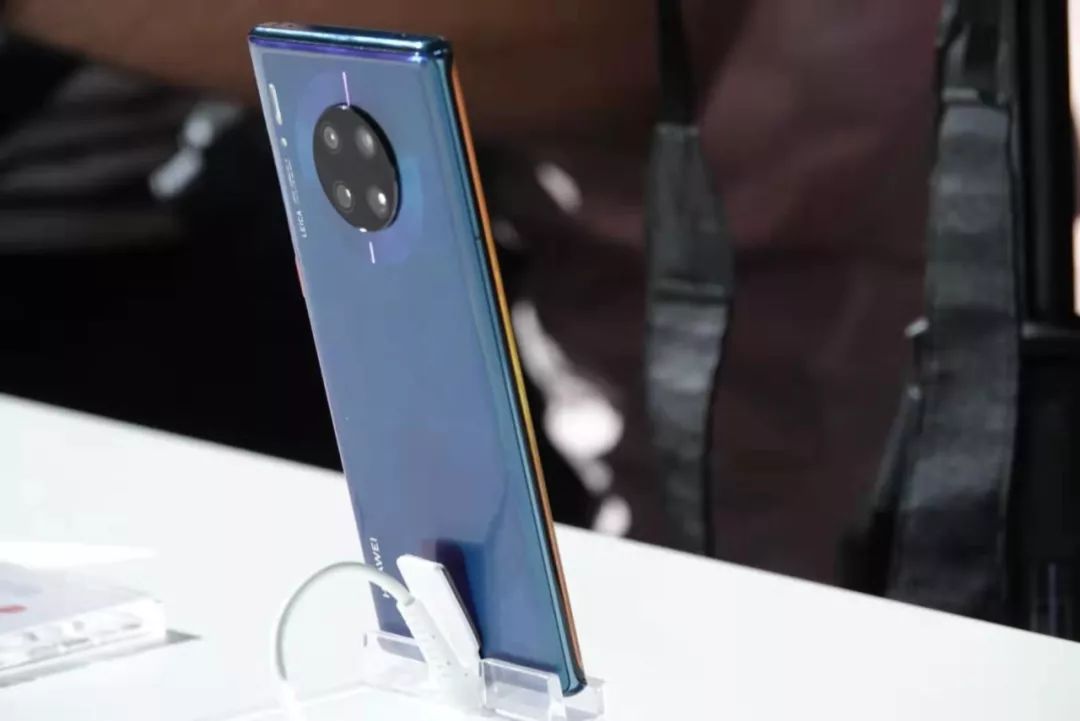 iphone11与华为mate30pro5g版,硬刚iphone