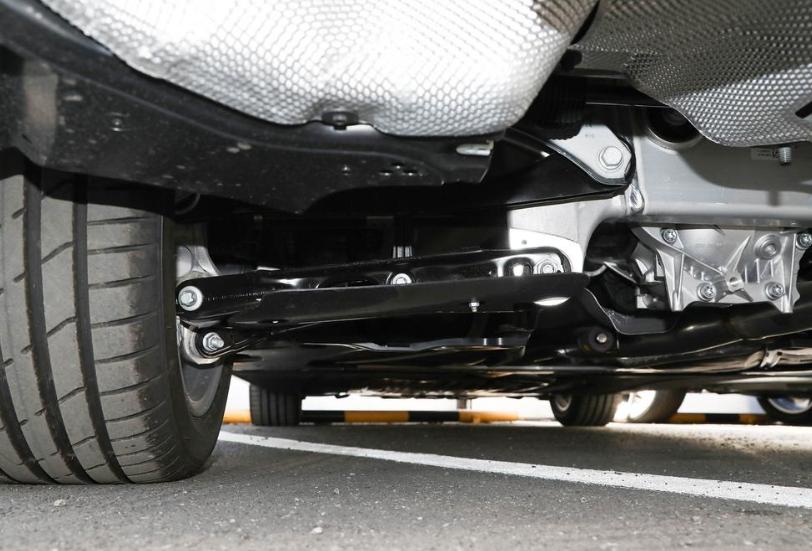 宝马5系油电混合值不值得购买,宝马5系哪一款不保值