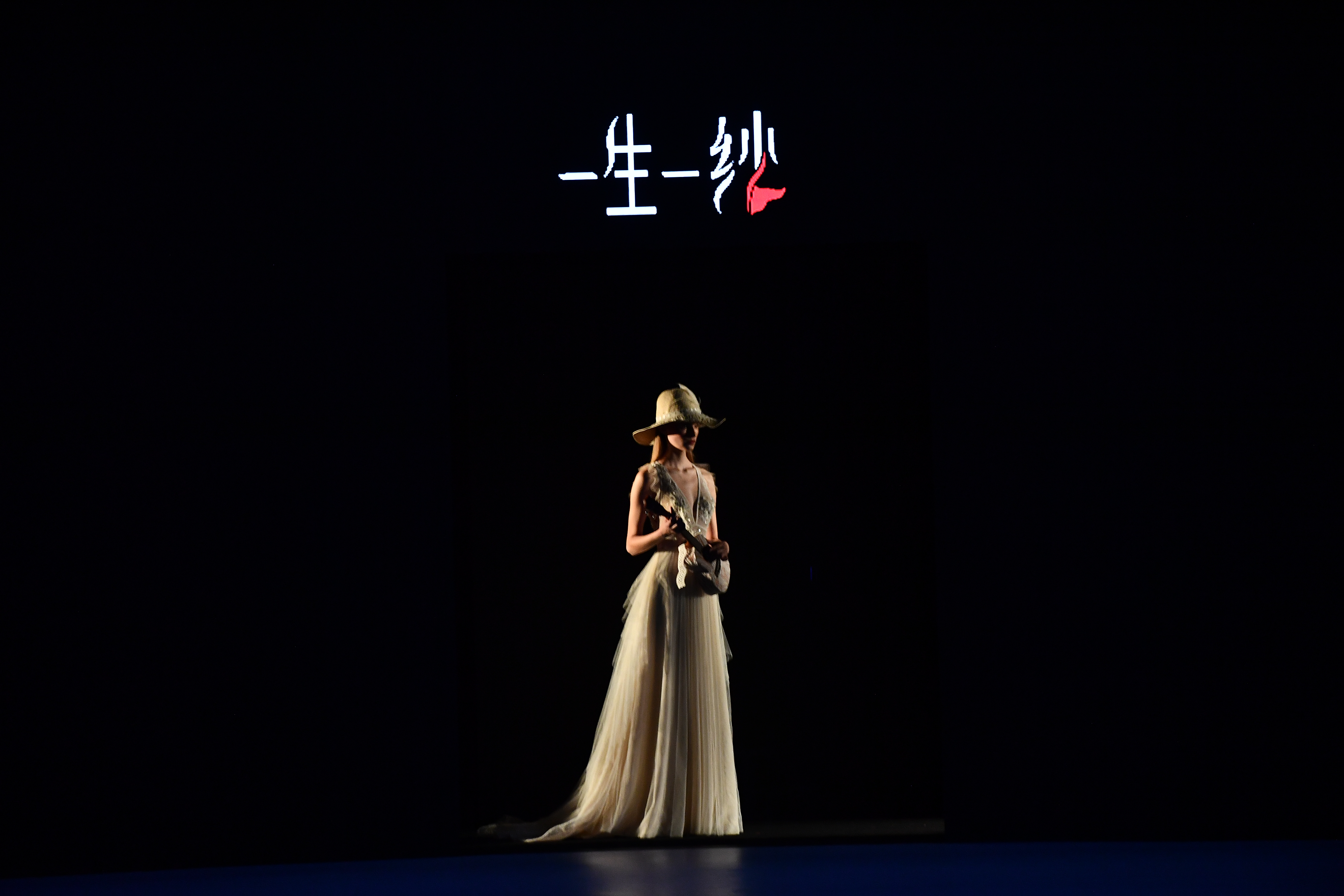 2019春秋季时装秀,大连时装周2018时装秀