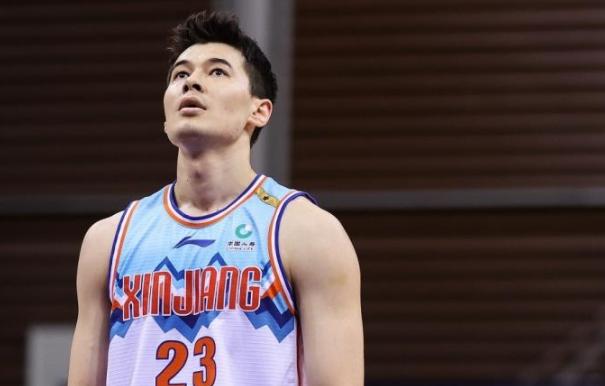 广厦双杀齐麟完整版,新疆男篮新赛季输给了哪些球队