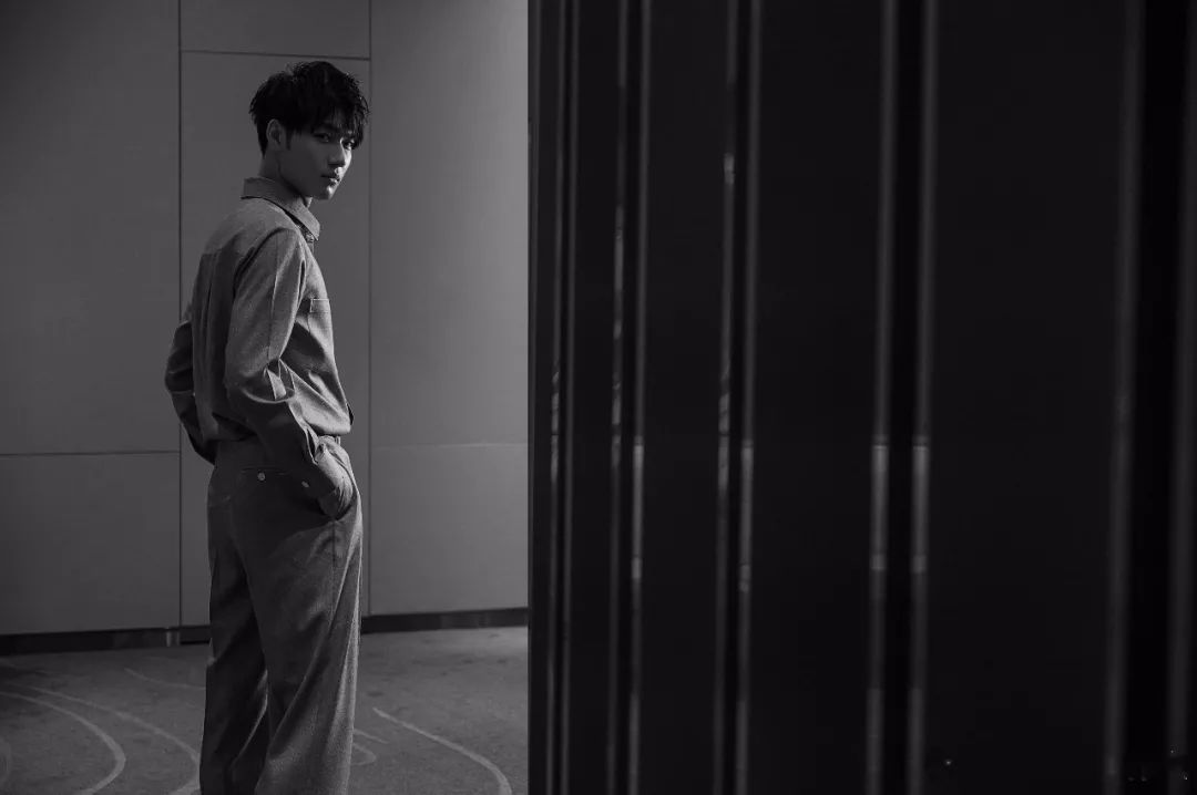 国际超模刘雯何穗,何穗刘雯谁的出场费高