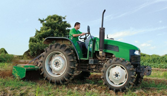 湖南长沙拖拉机多少钱一台,在湖南哪些农用拖拉机卖得最好