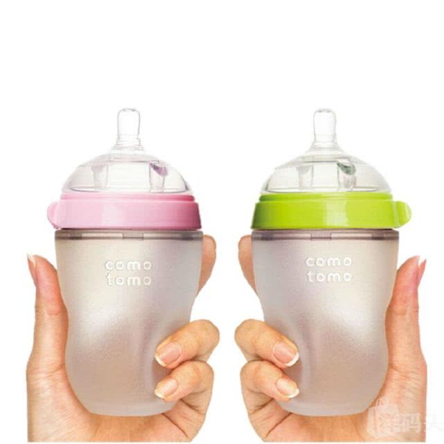 如何让四个月宝宝接受奶瓶,四个多月宝宝不接受奶瓶怎么办