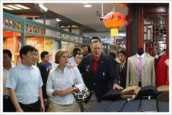 价值8亿的假货被查,假货奢侈品被曝光