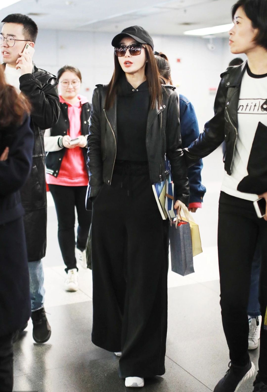 机场女王杨幂,机场女王戚薇杨幂