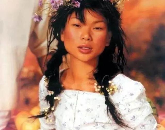 吕燕长得这么丑为什么能火,吕燕怎么成名的