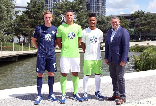 一场汽车与足球的巅峰对决,汽车与足球的比拼