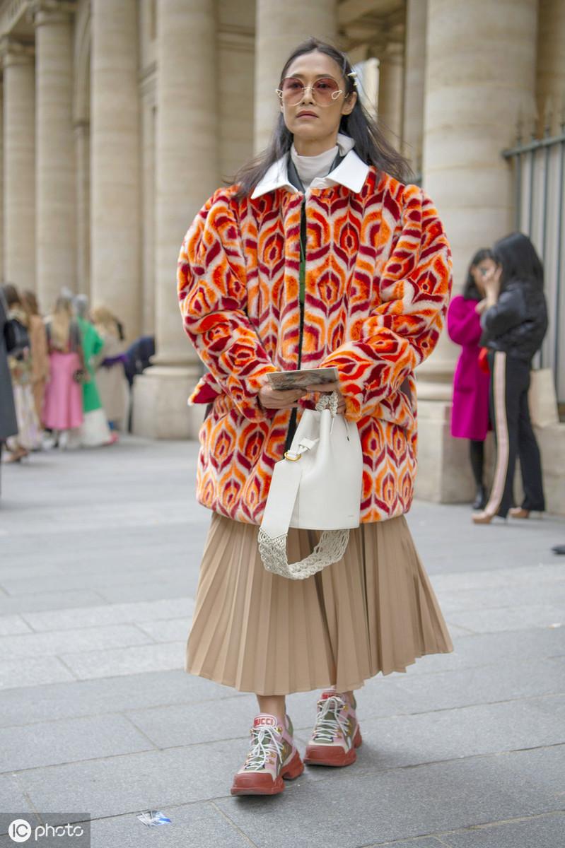 皮草怎么穿不富态,皮草怎么穿不显臃肿