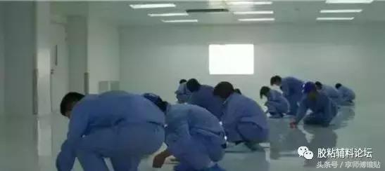 瓷砖除蜡前和除蜡后的拖地效果,贴完瓷砖如何除蜡