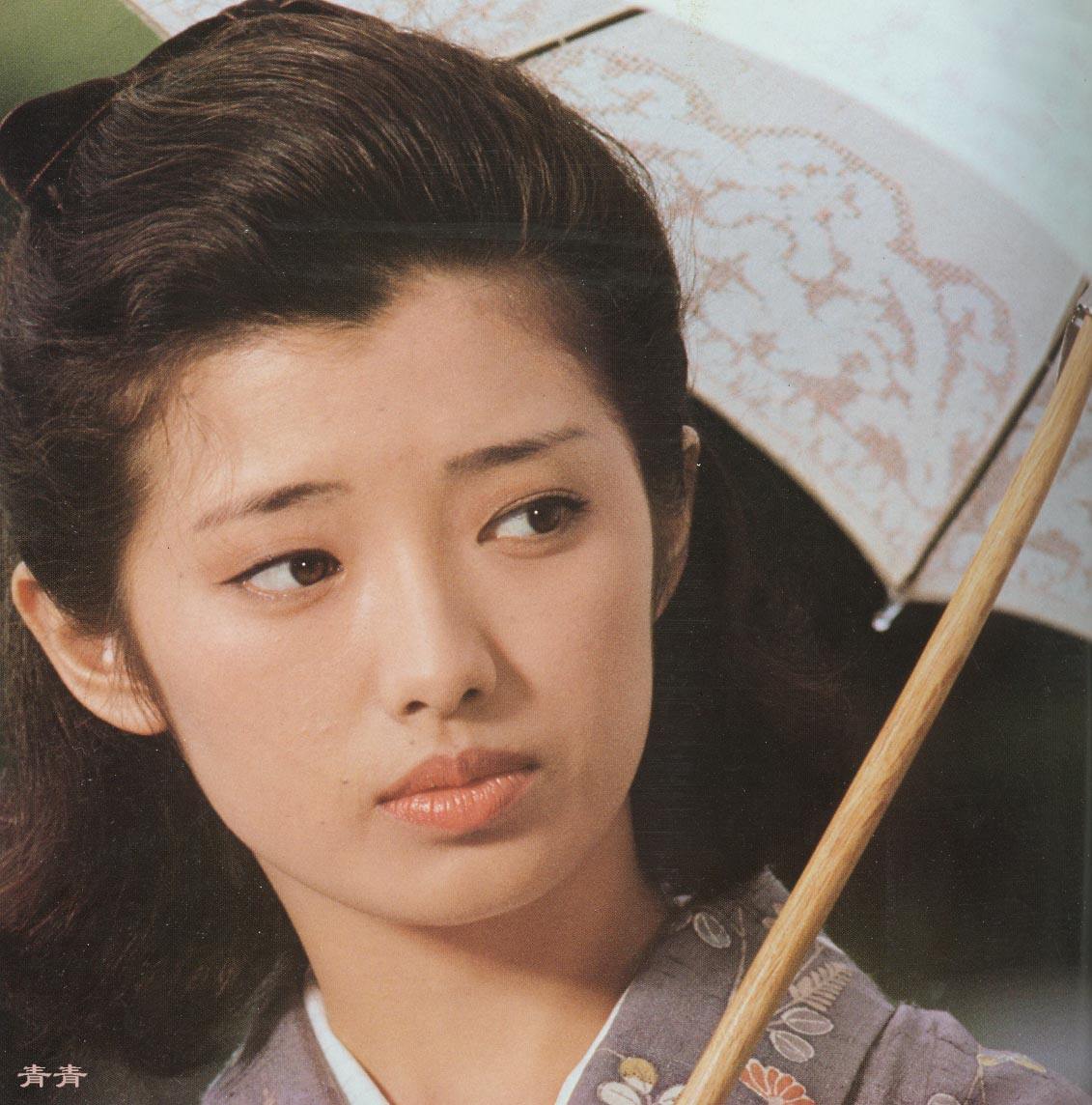 山口百惠为什么让人们念念不忘,山口百惠漂亮吗