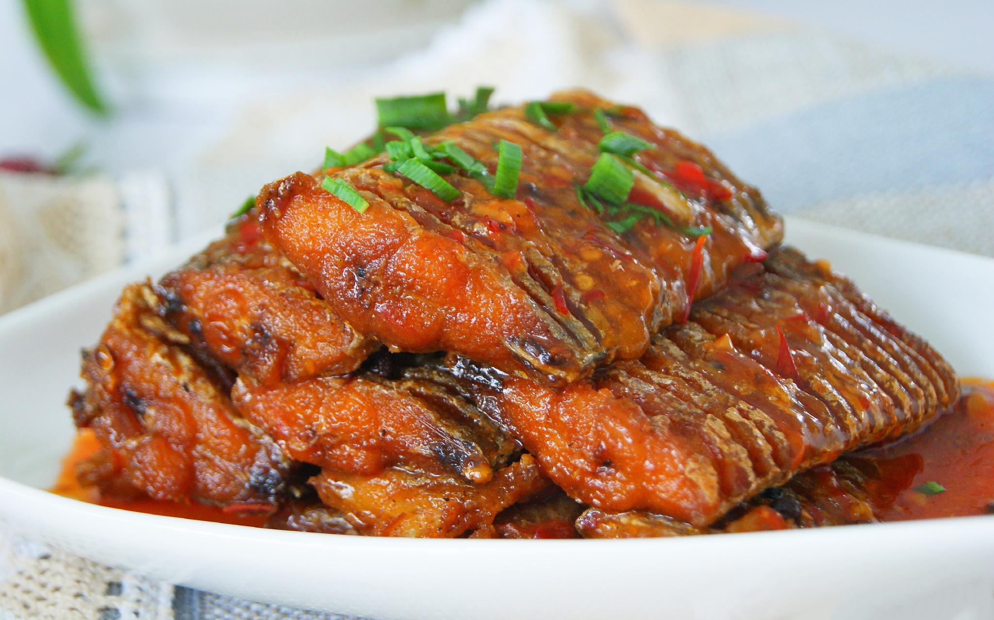 刀鱼和什么菜一起吃,刀鱼怎样吃比较好