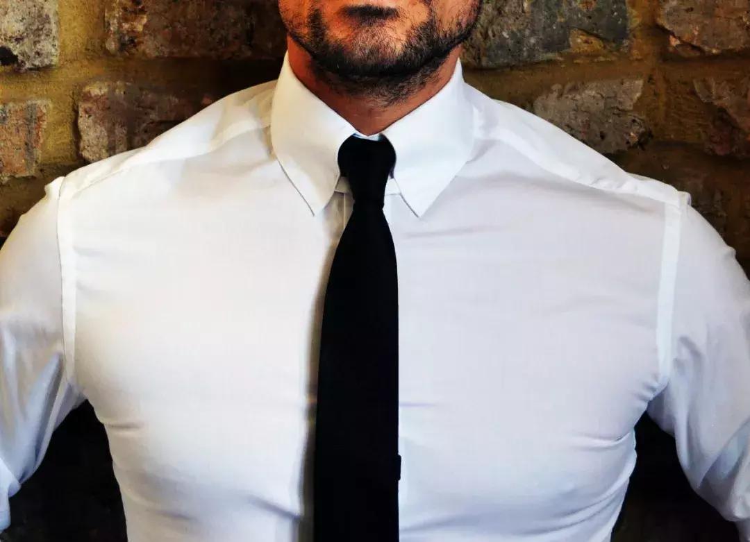 如何挑选得体的衬衫,如何选择衬衫的领型