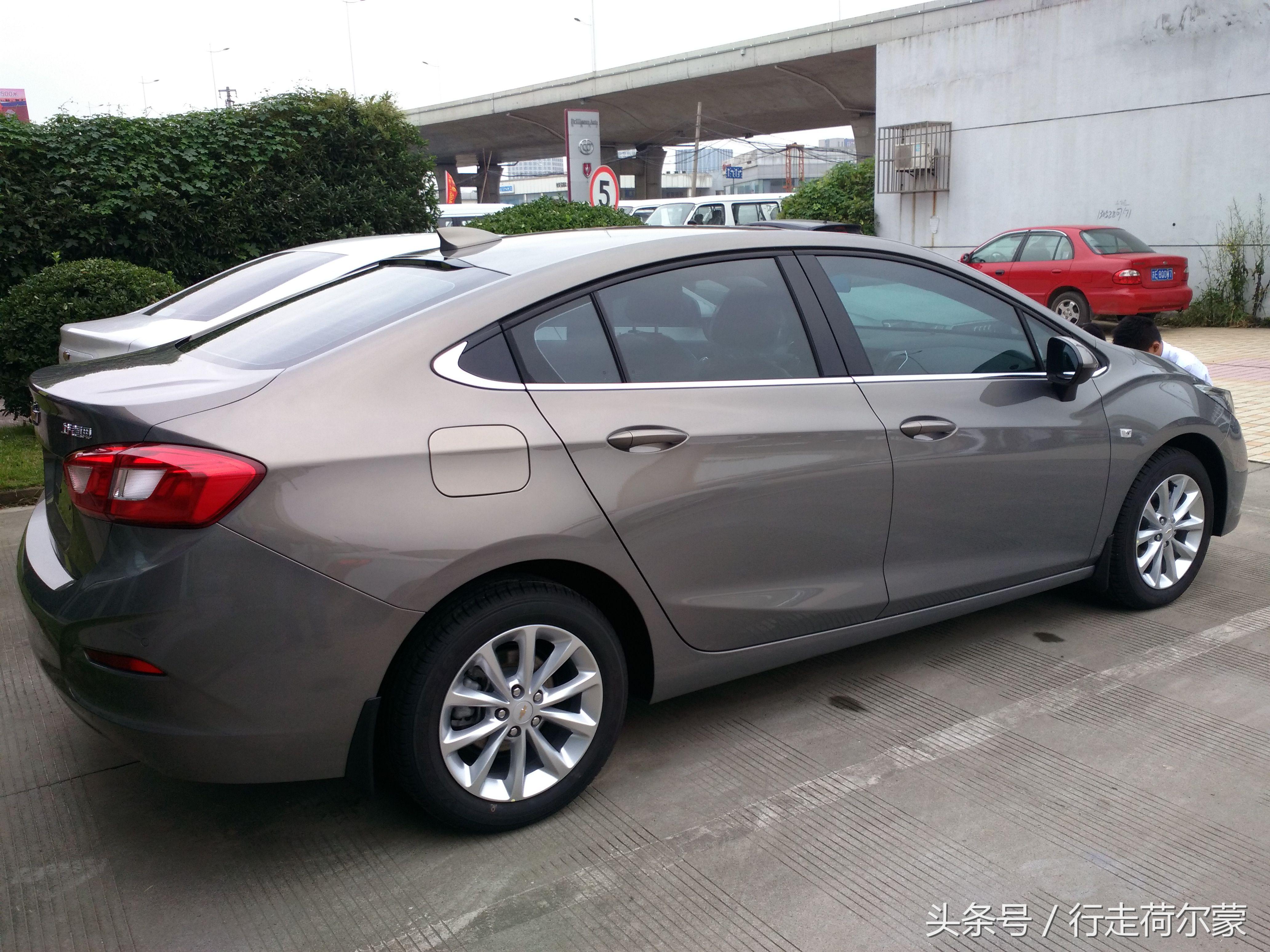 2015科鲁兹1.5经典自动挡真实油耗,科鲁兹油耗实测2.3t